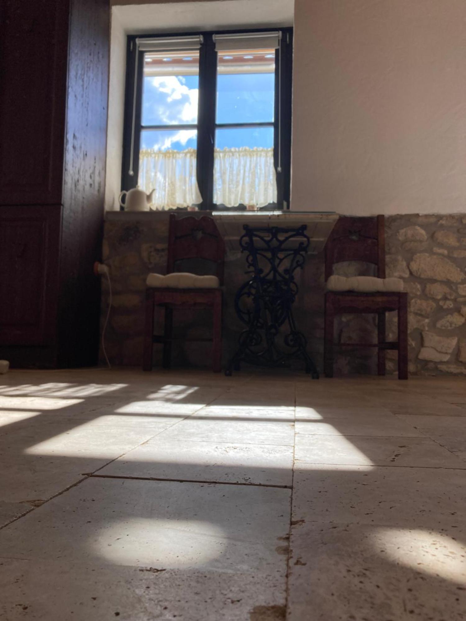 Kishosszuret Vendeghaz Hotel Pécsvárad Buitenkant foto